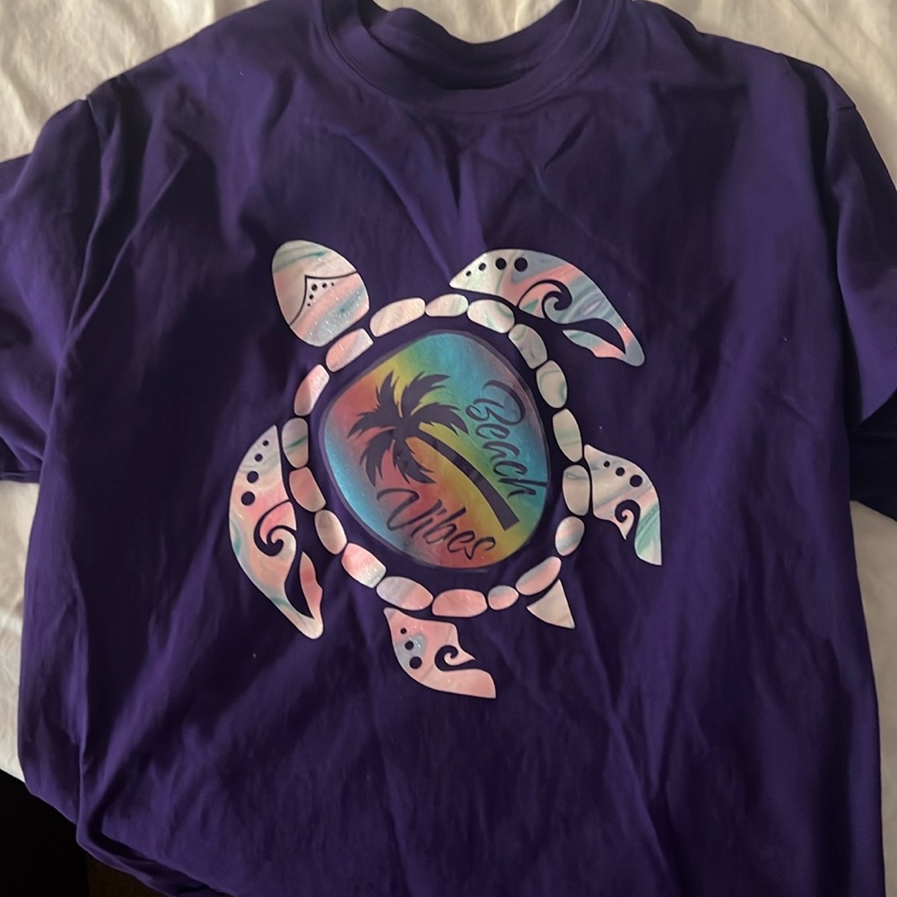 Women’s T-shirt